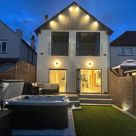 Broadway Beach Home With Hot Tub Herne Bay Bagian luar foto