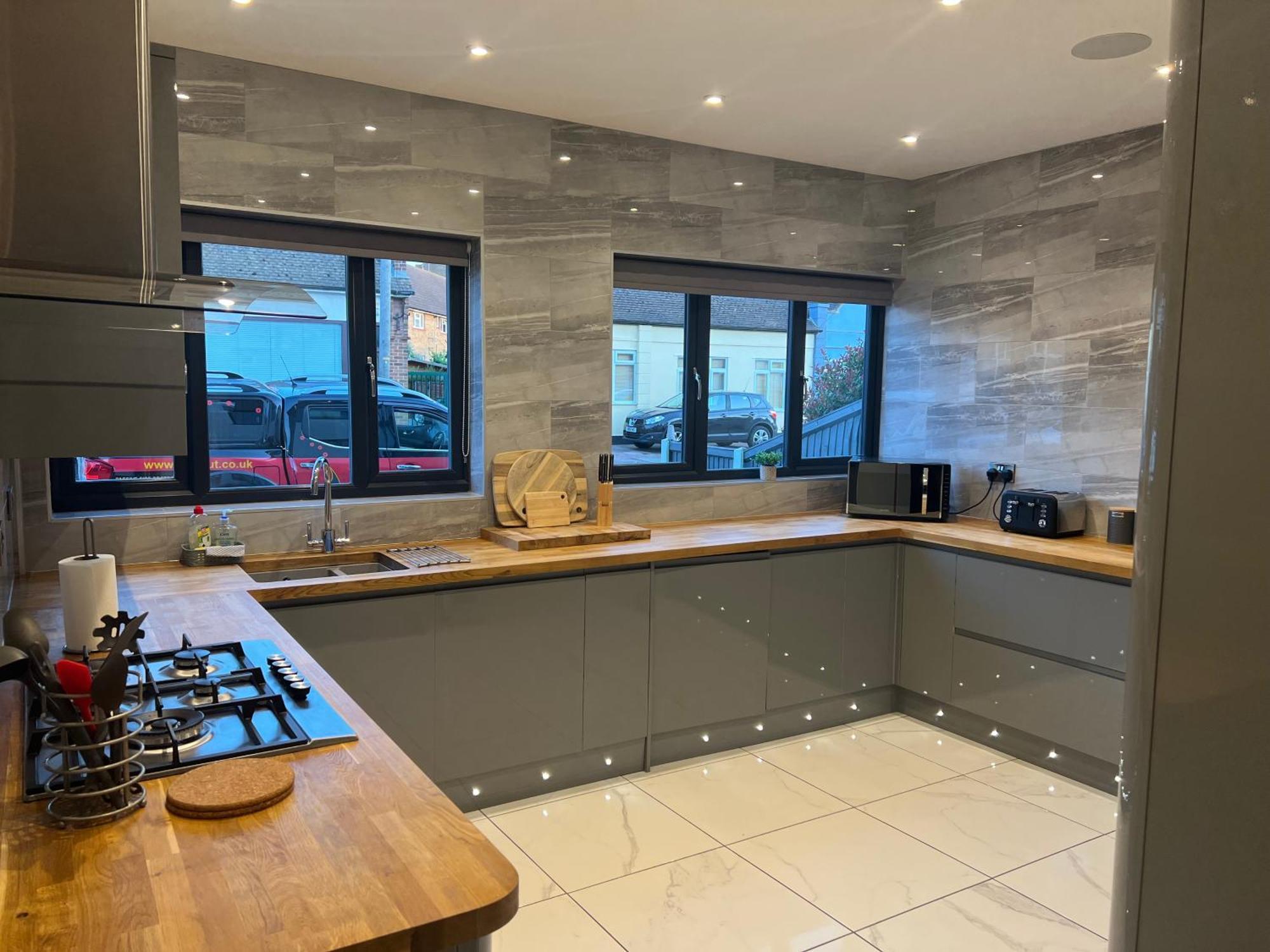 Broadway Beach Home With Hot Tub Herne Bay Bagian luar foto