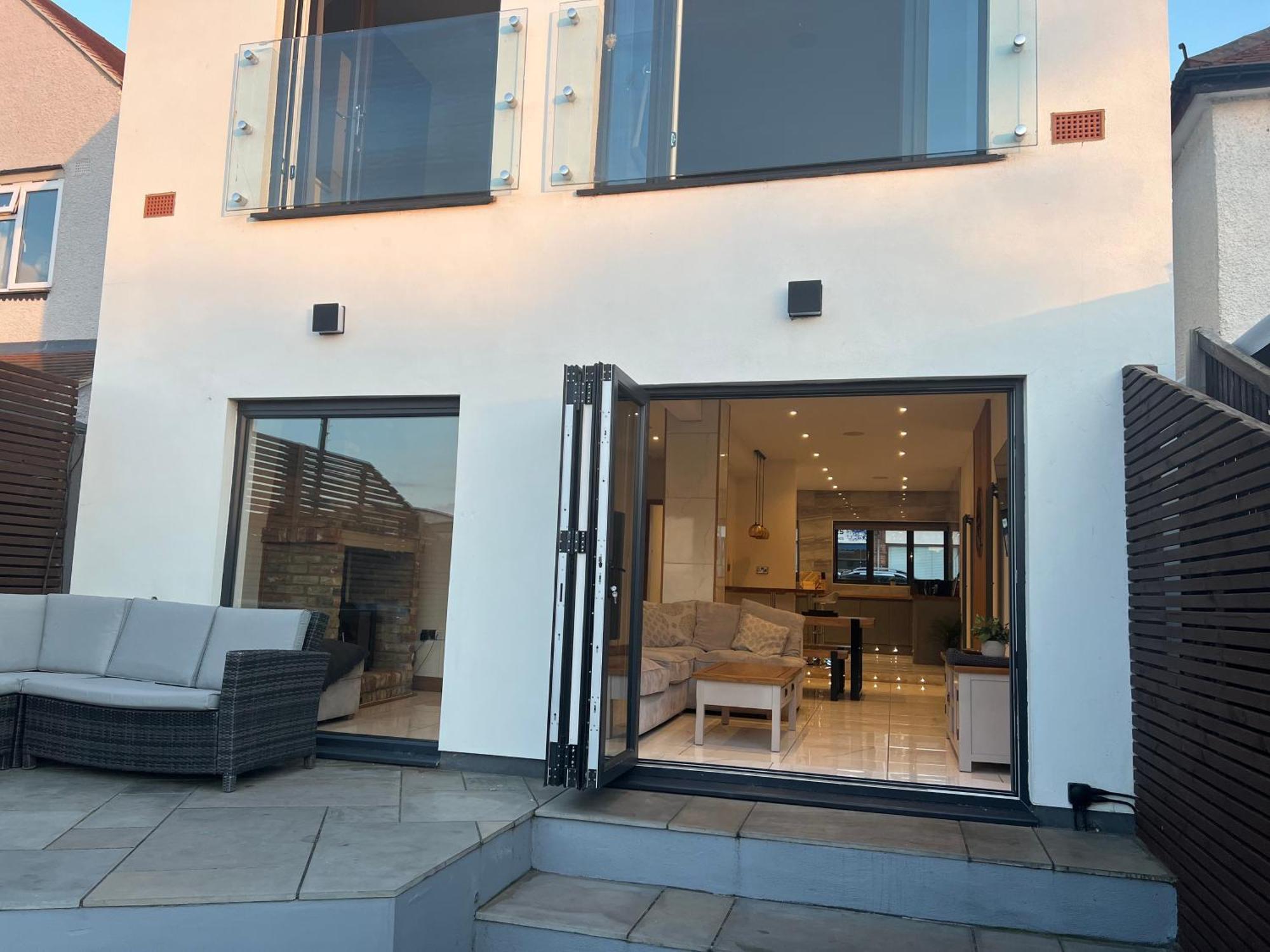 Broadway Beach Home With Hot Tub Herne Bay Bagian luar foto