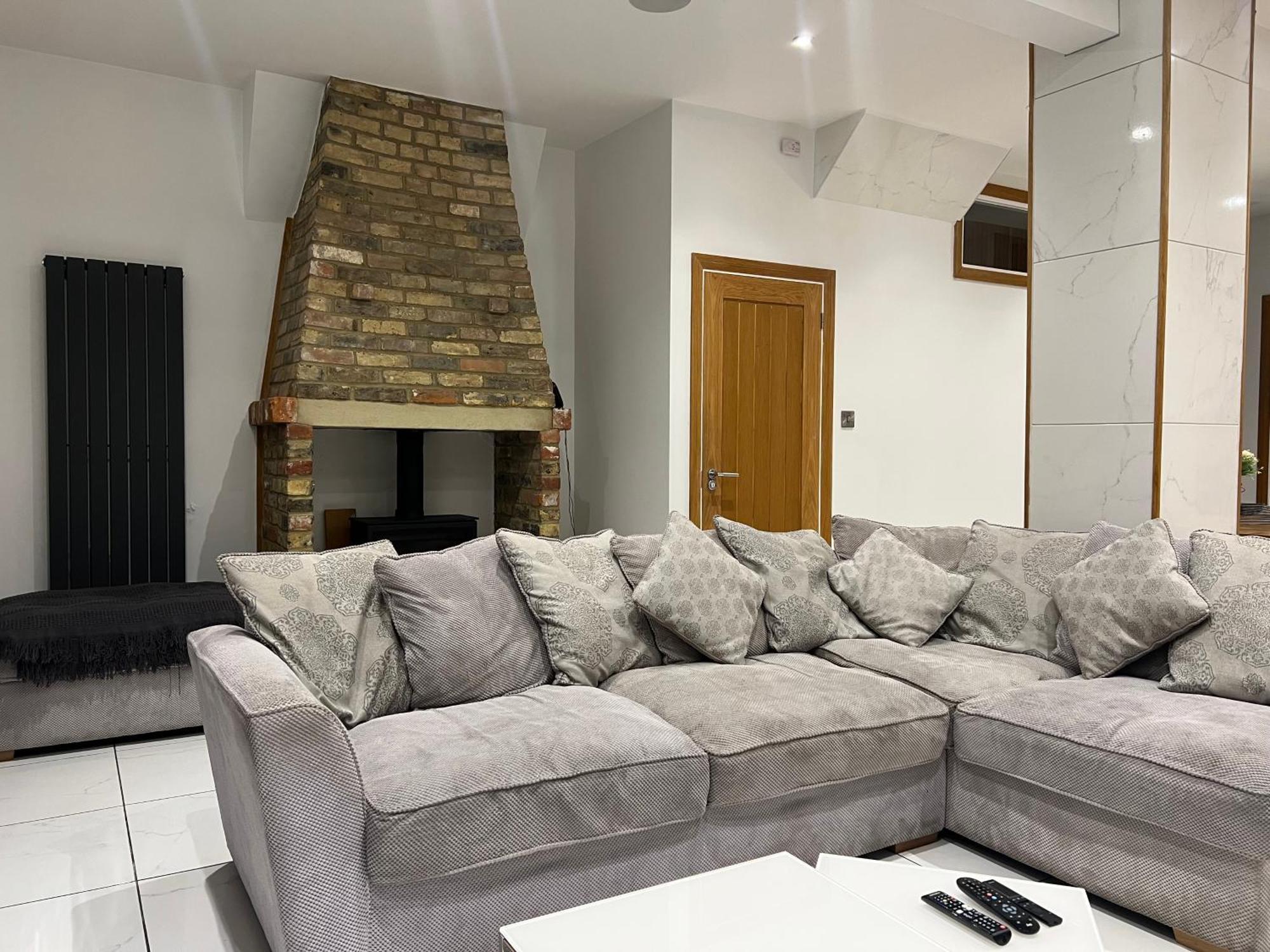 Broadway Beach Home With Hot Tub Herne Bay Bagian luar foto